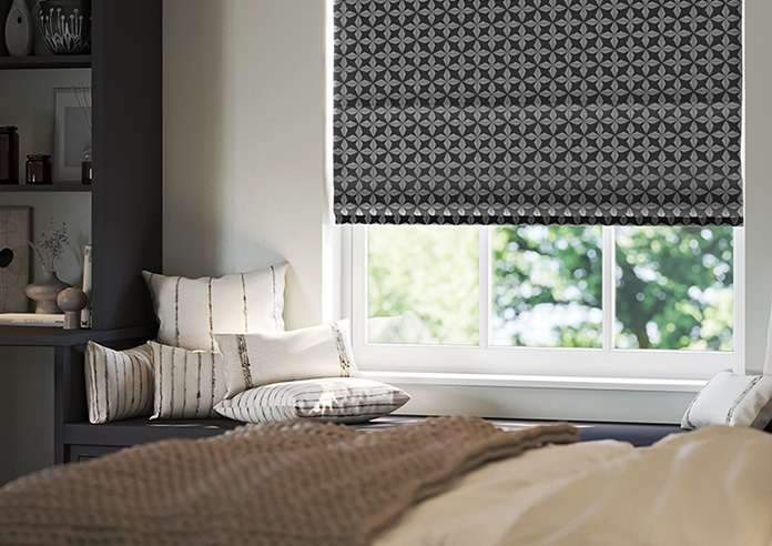 Hexgem, Onyx - Motorised Roman Blind - Image 5